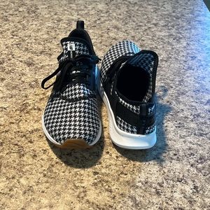 Womens New Balance sneakers